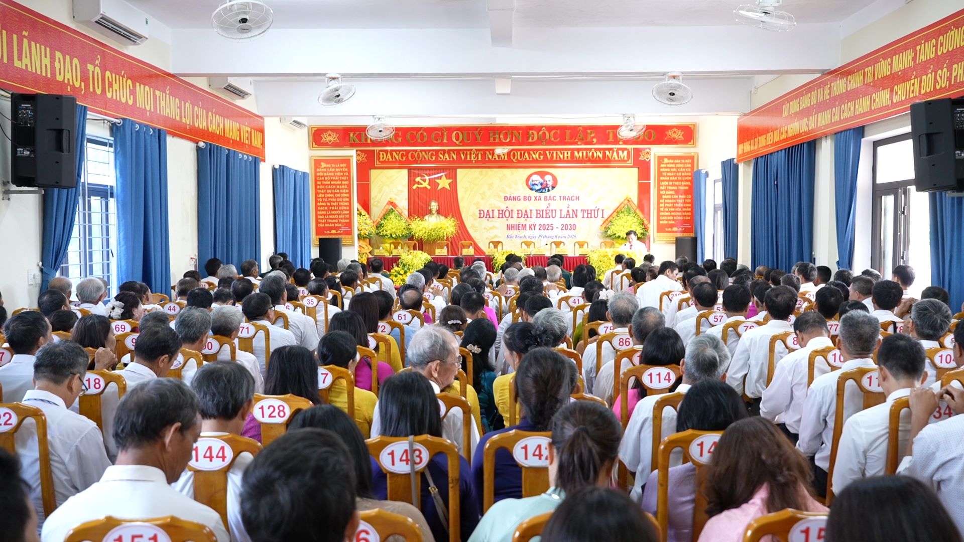 Toàn cảnh Đại hội - Ảnh Phú Sơn