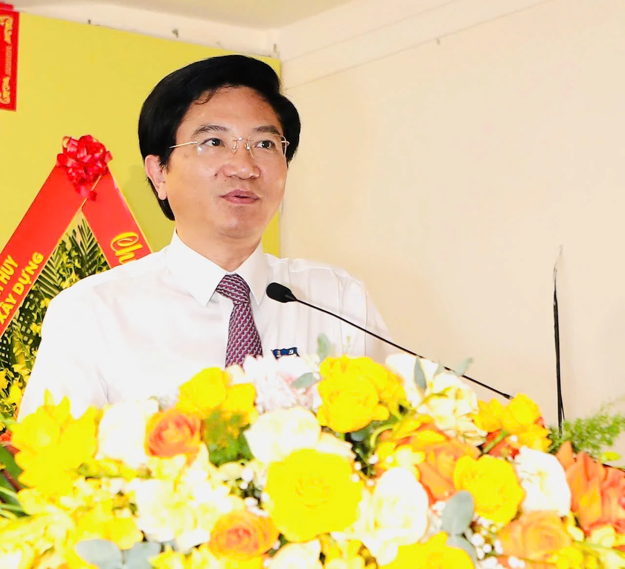  Trưởng ban Tuyên Giáo và Dân vận tỉnh ủy Trương An Ninh phát biểu chỉ đạo đại hội - Ảnh: Hoàng Linh