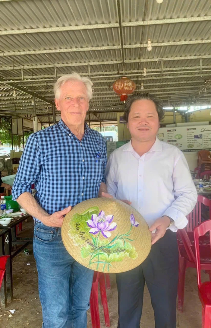 Cuốn sách tạ lỗi và ước mong tha thứ 