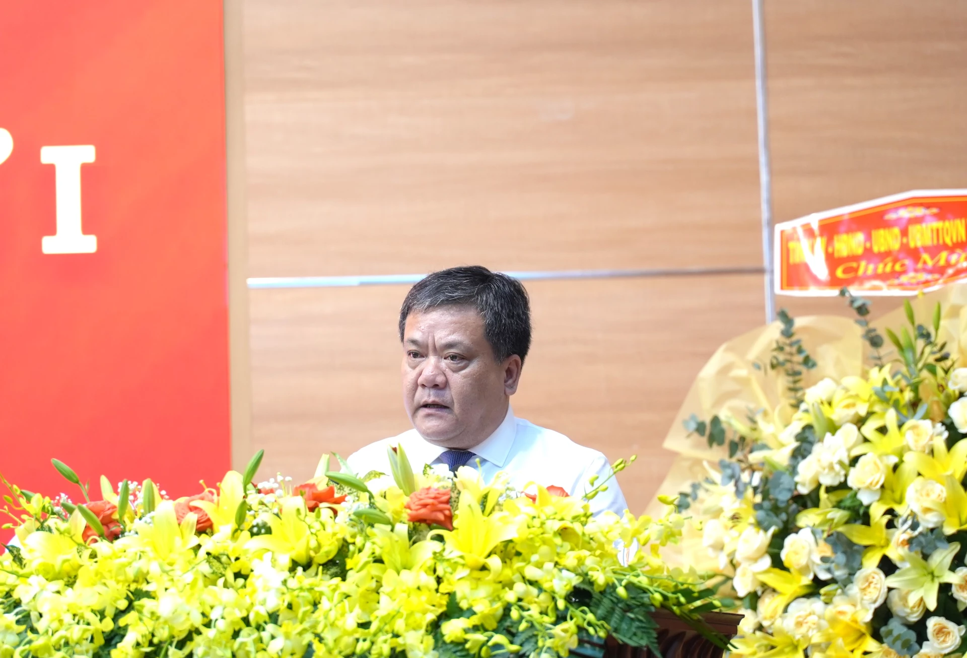 Phó Bí thư Tỉnh ủy, Chủ tịch UBND tỉnh Trần Phong phát biểu chỉ đạo tại đại hội - Ảnh: Trung Đức