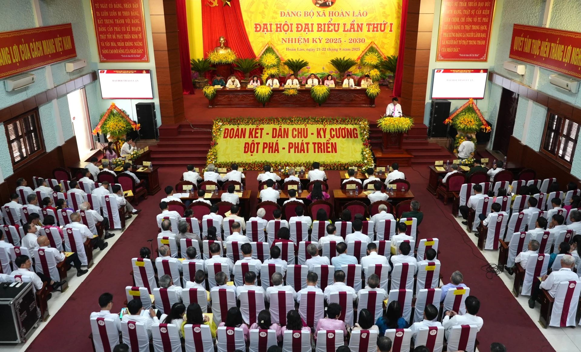 Quang cảnh đại hội - Ảnh: Trung Đức