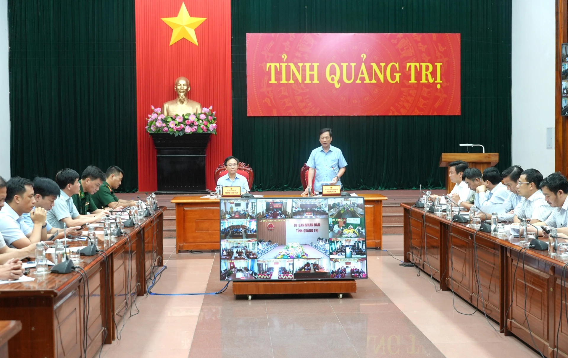 Quang cảnh phiên họp - Ảnh: Trung Đức