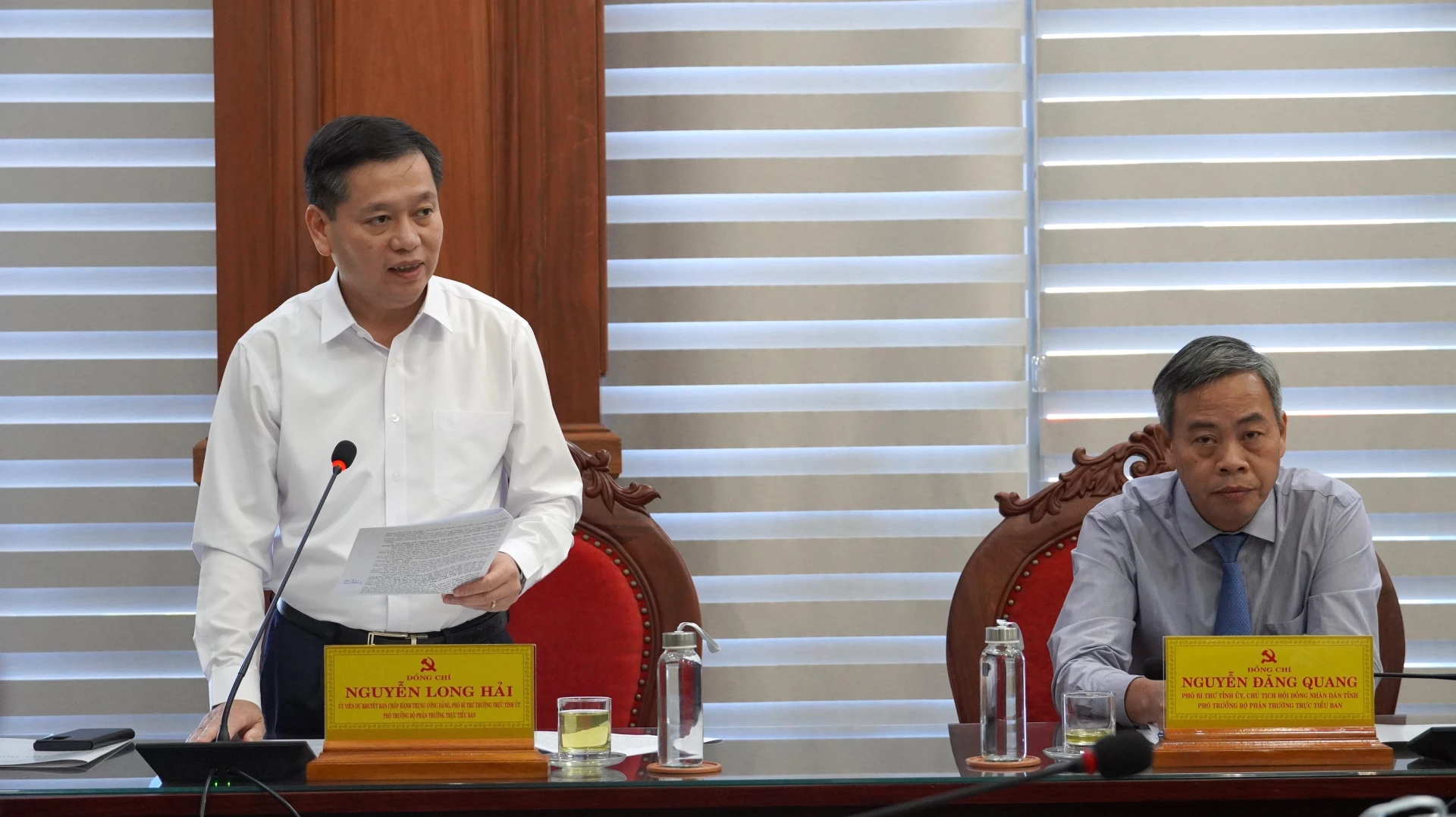 Phó Bí thư Thường trực Tỉnh ủy Nguyễn Long Hải phát biểu tại phiên họp - Ảnh: QV