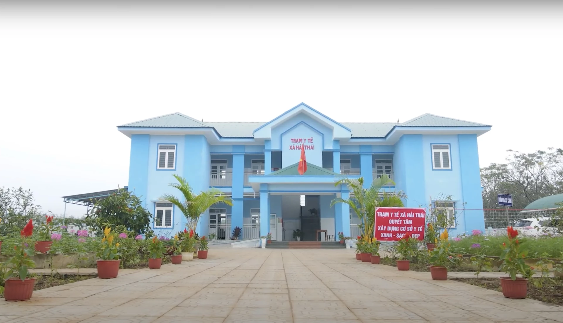 Trạm Y tế Hải Thái tích cực thực hiện phong trào xanh-sạch-đẹp. Ảnh: HL