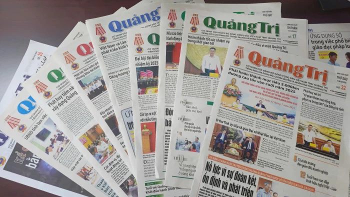 Tiếp tục thực hiện việc mua và đọc báo, tạp chí của Đảng
