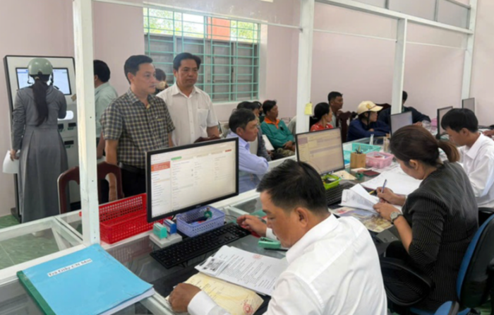 Trước mắt triển khai 28 vị trí việc làm lãnh đạo, công chức ở cấp xã