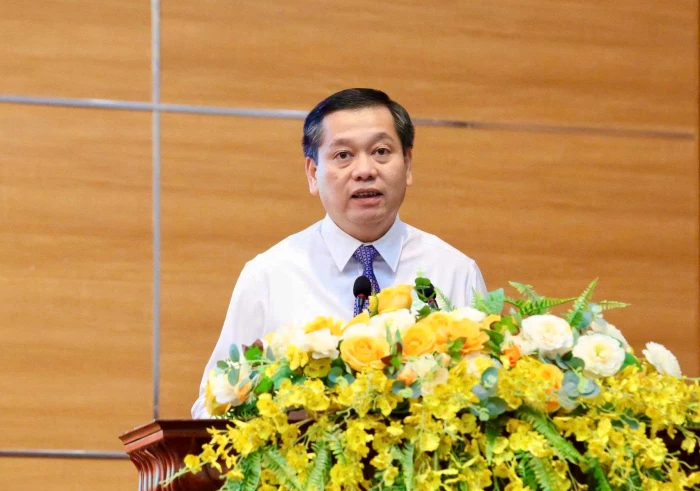 Xây dựng đội ngũ cán bộ, chiến sĩ Công an tỉnh và Công an các xã thật sự “vừa hồng, vừa chuyên” (*)