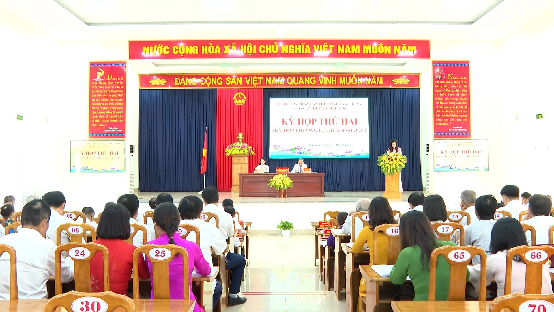 Quang cảnh kỳ họp - Ảnh: H.L