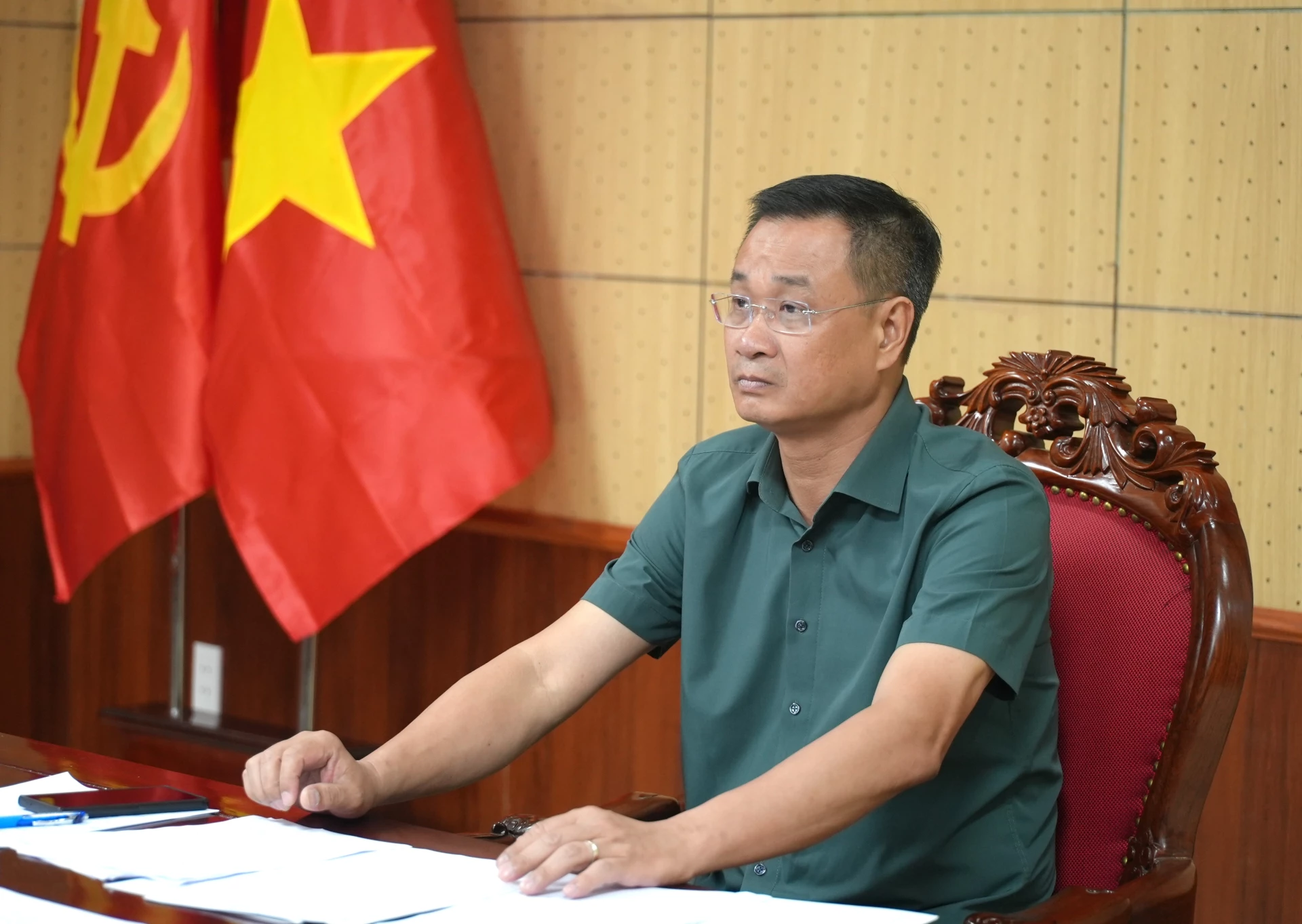 Bí thư Tỉnh ủy Quảng Trị Lê Ngọc Quang dự phiên họp tại điểm cầu Quảng Trị - Ảnh: Trung Đức