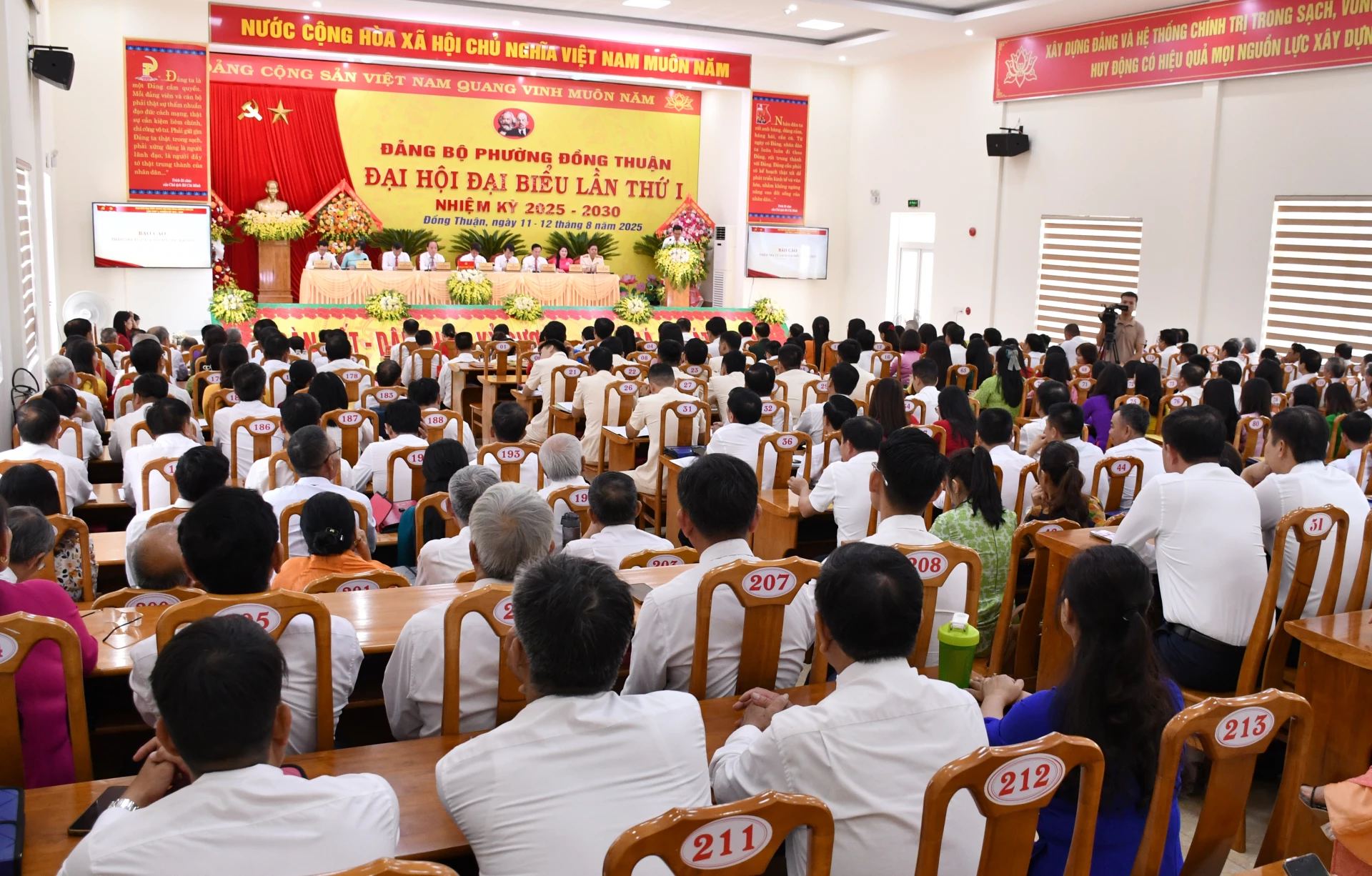 Quang cảnh đại hội. Ảnh: H.T
