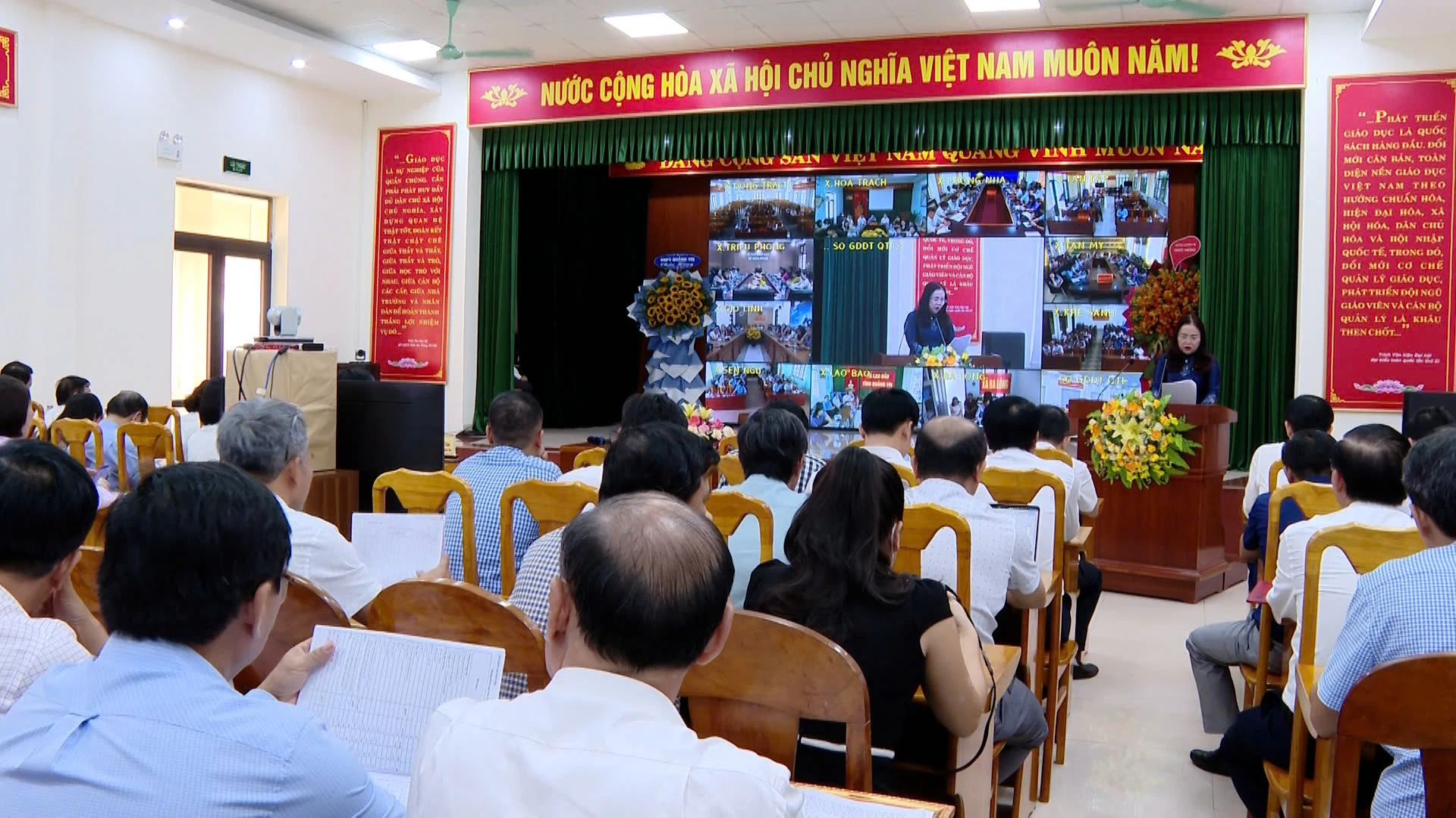 Toàn cảnh hội nghị -  Ảnh: B.C