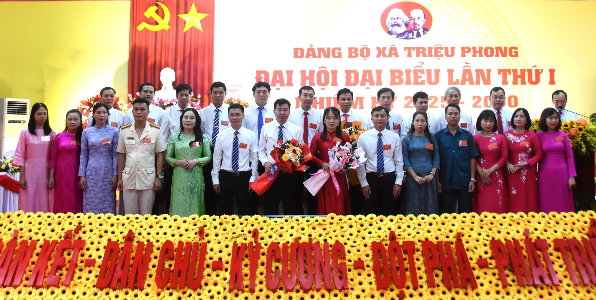 Ban Chấp hành Đảng bộ xã Triệu Phong, nhiệm kỳ 2025-2030 - Ảnh: Đ.V