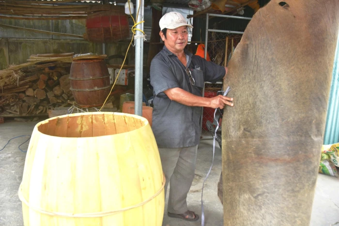 Nối nghề làm trống của cha ông