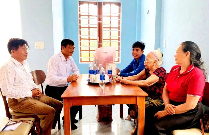 Phát huy vai trò của Mặt trận tham gia xây dựng Đảng, chính quyền