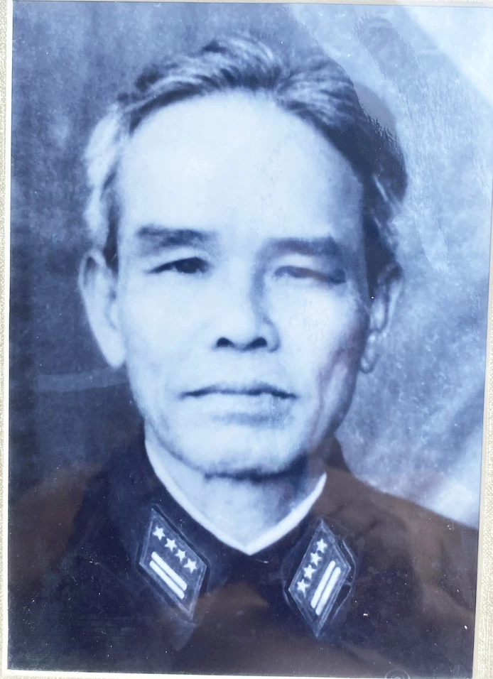 Chân dung ông Nguyễn Thế Bưu, người chỉ huy lực lượng tự vệ chiến đấu của tổng khởi nghĩa Tháng Tám tại huyện Lệ Thủy (cũ).