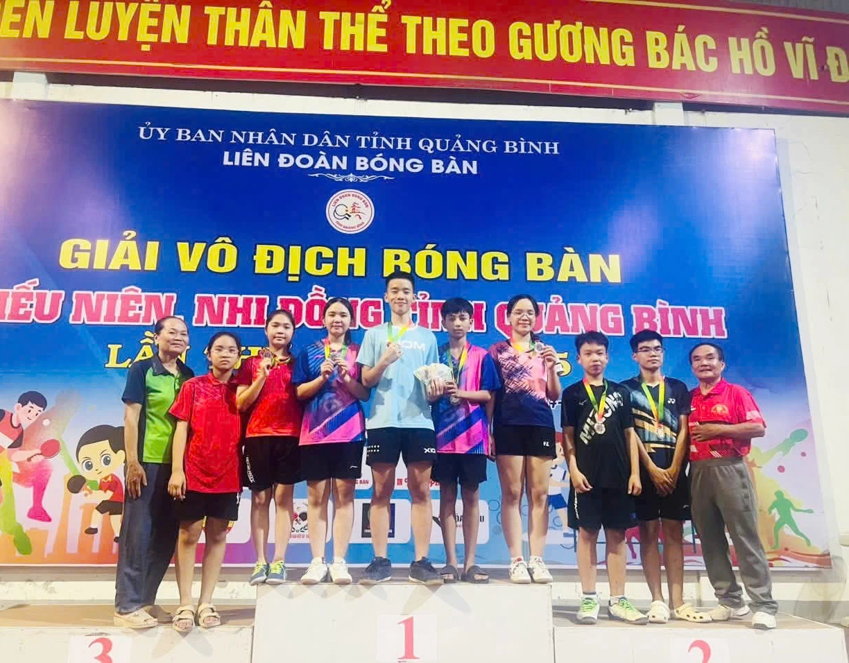 Nhờ chăm chỉ tập luyện, các vận động viên Câu lạc bộ bóng bàn Sơn Thủy 1 luôn đạt thành tích cao trong các giải đấu - Ảnh: X.V