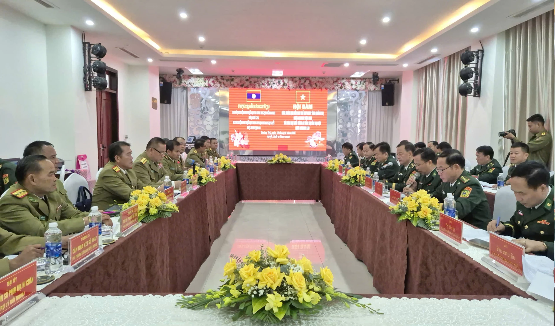 Quang cảnh hội đàm - Ảnh: N.H