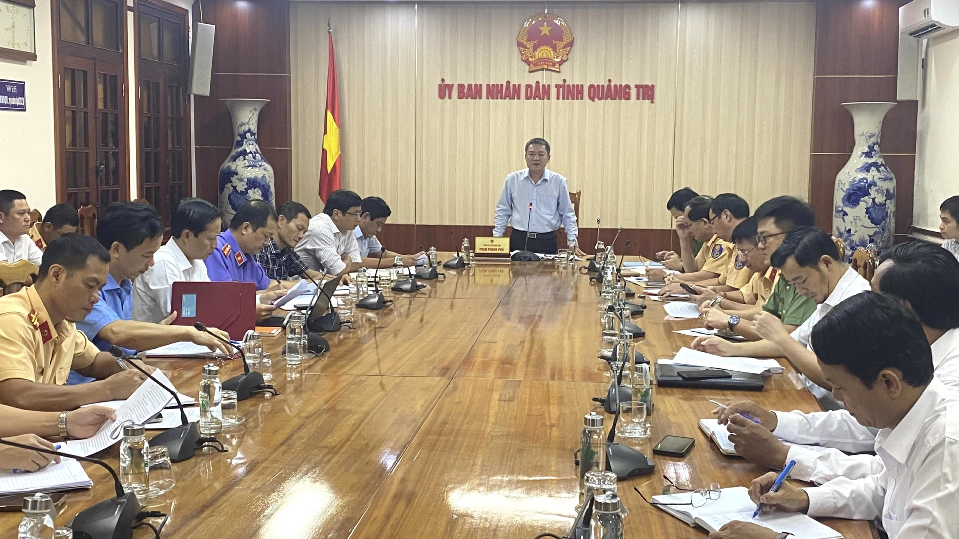 Toàn cảnh cuộc họp - Ảnh: N.L