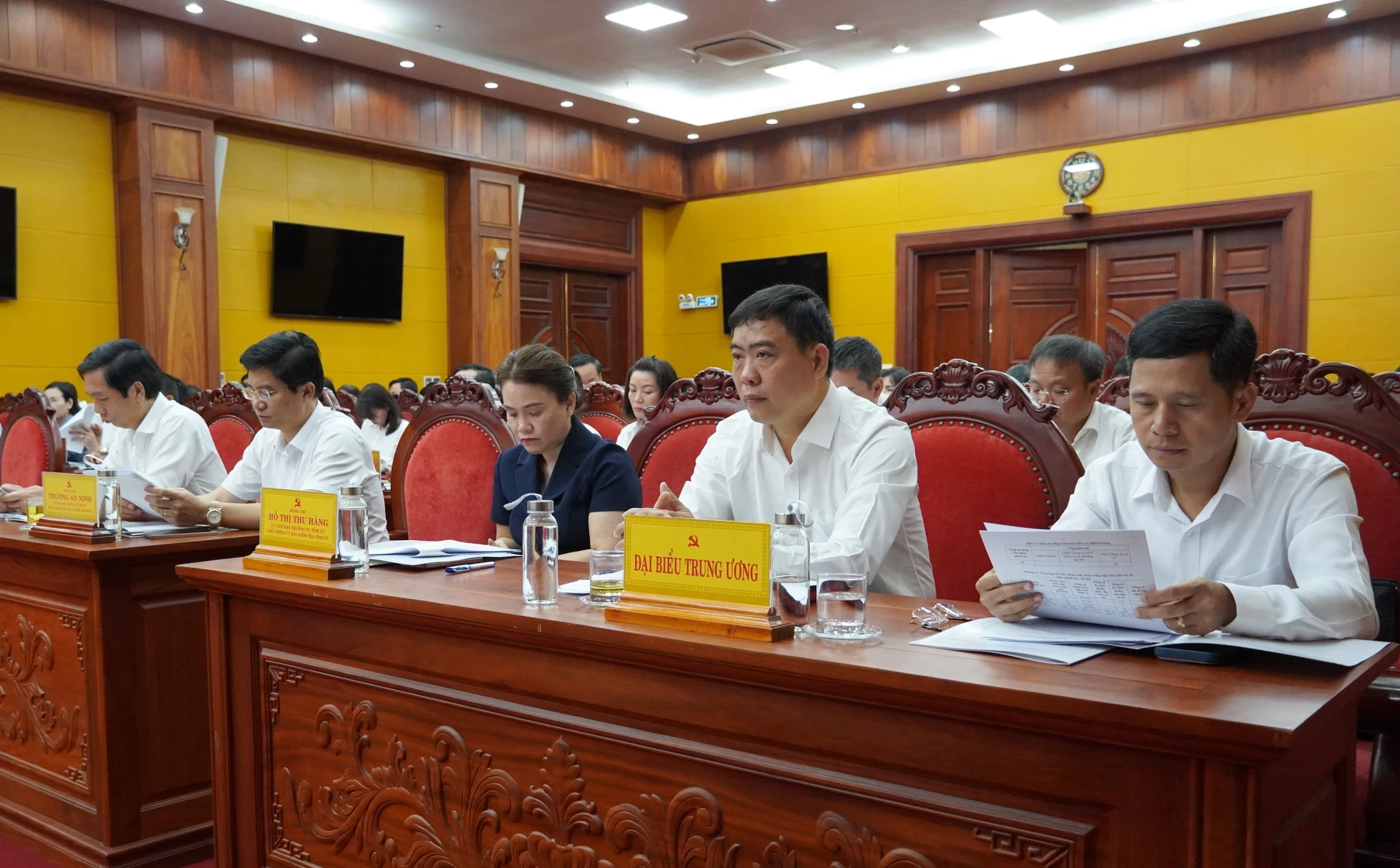 Đại biểu tham dự Hội nghị - Ảnh: XP