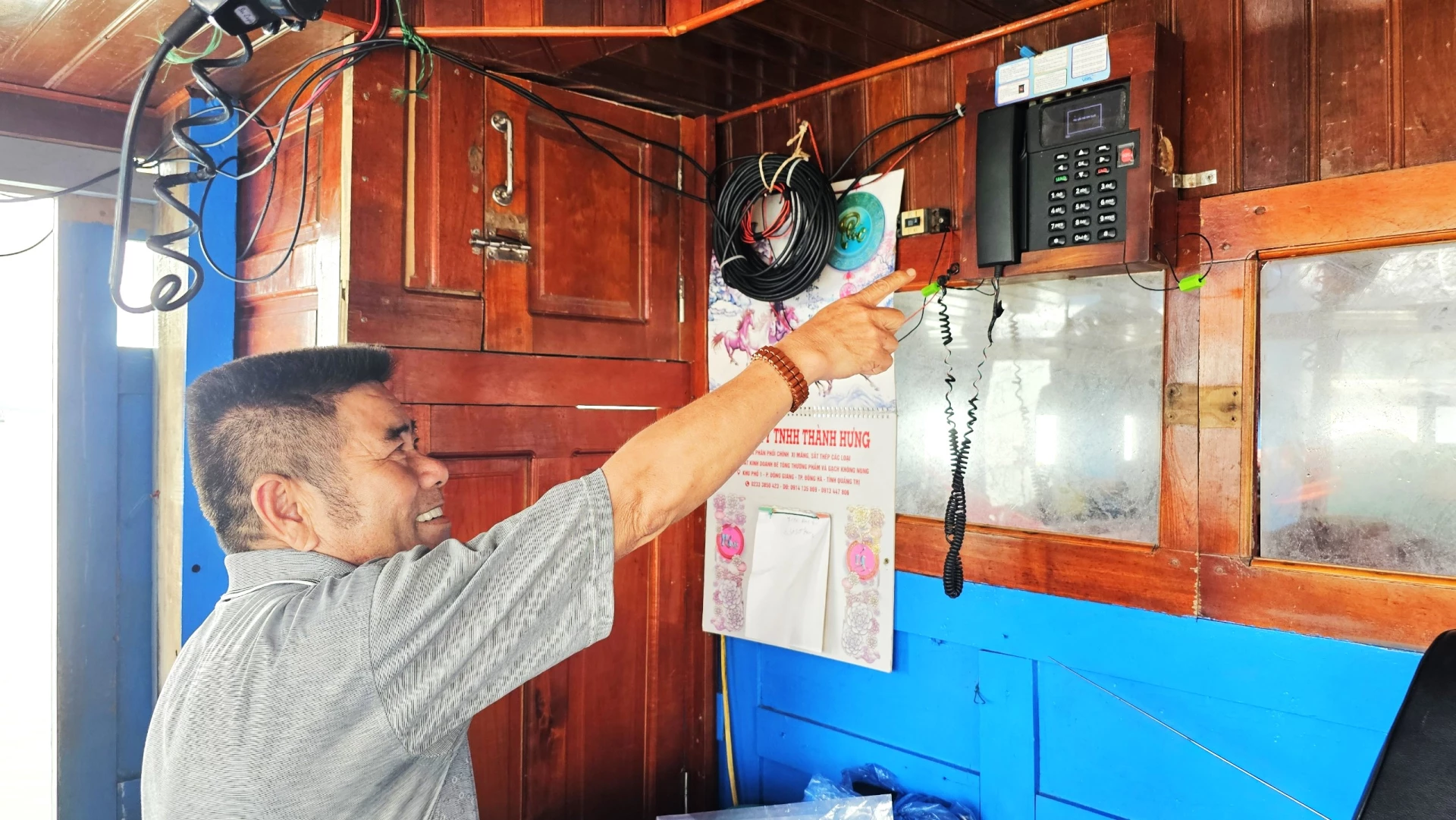 Ngư dân đầu tư trang thiết bị hiện đại cho tàu công suất lớn đánh bắt xa bờ - Ảnh: S.H