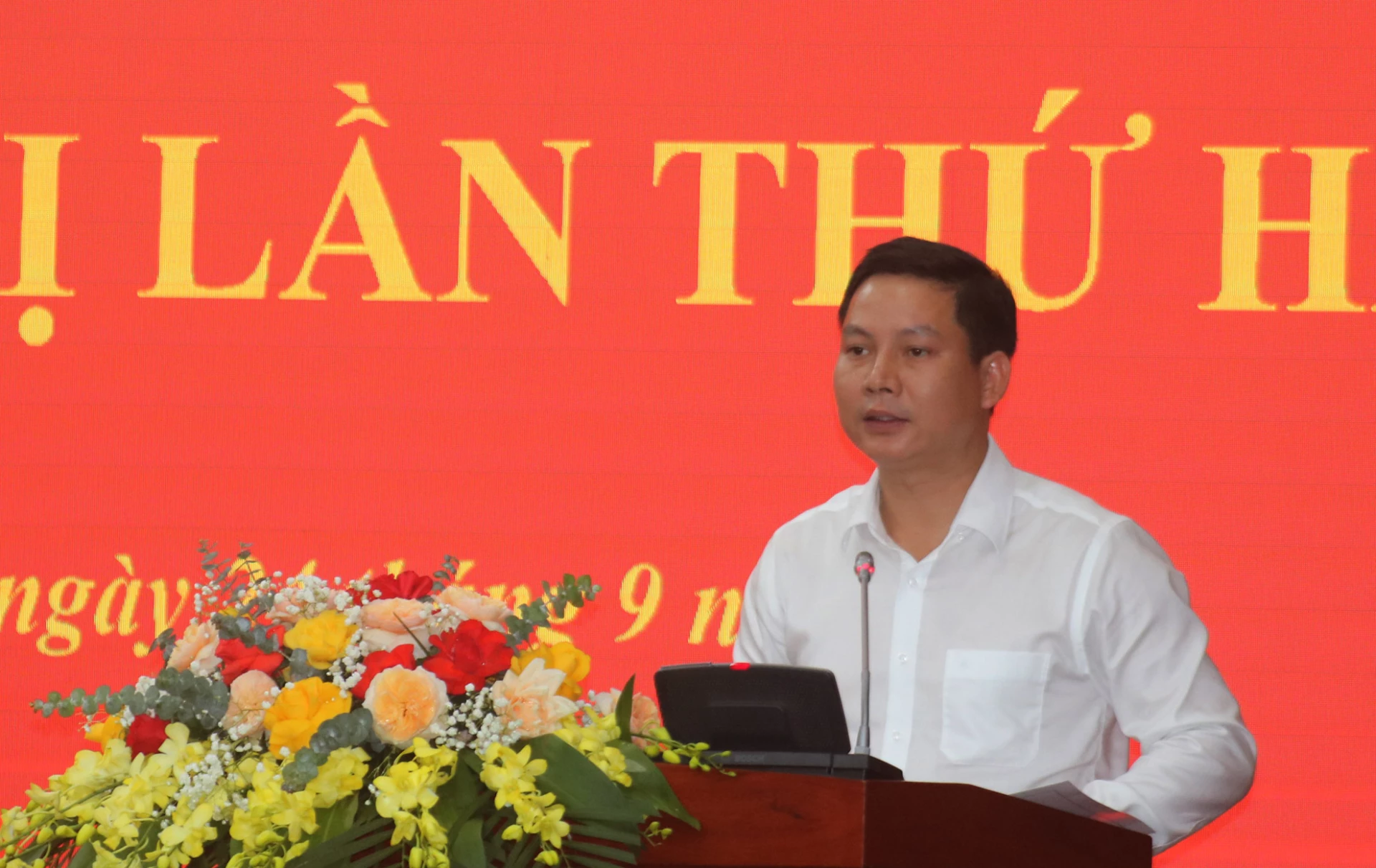 Các đại biểu phát biểu tại hội nghị - Ảnh: XP