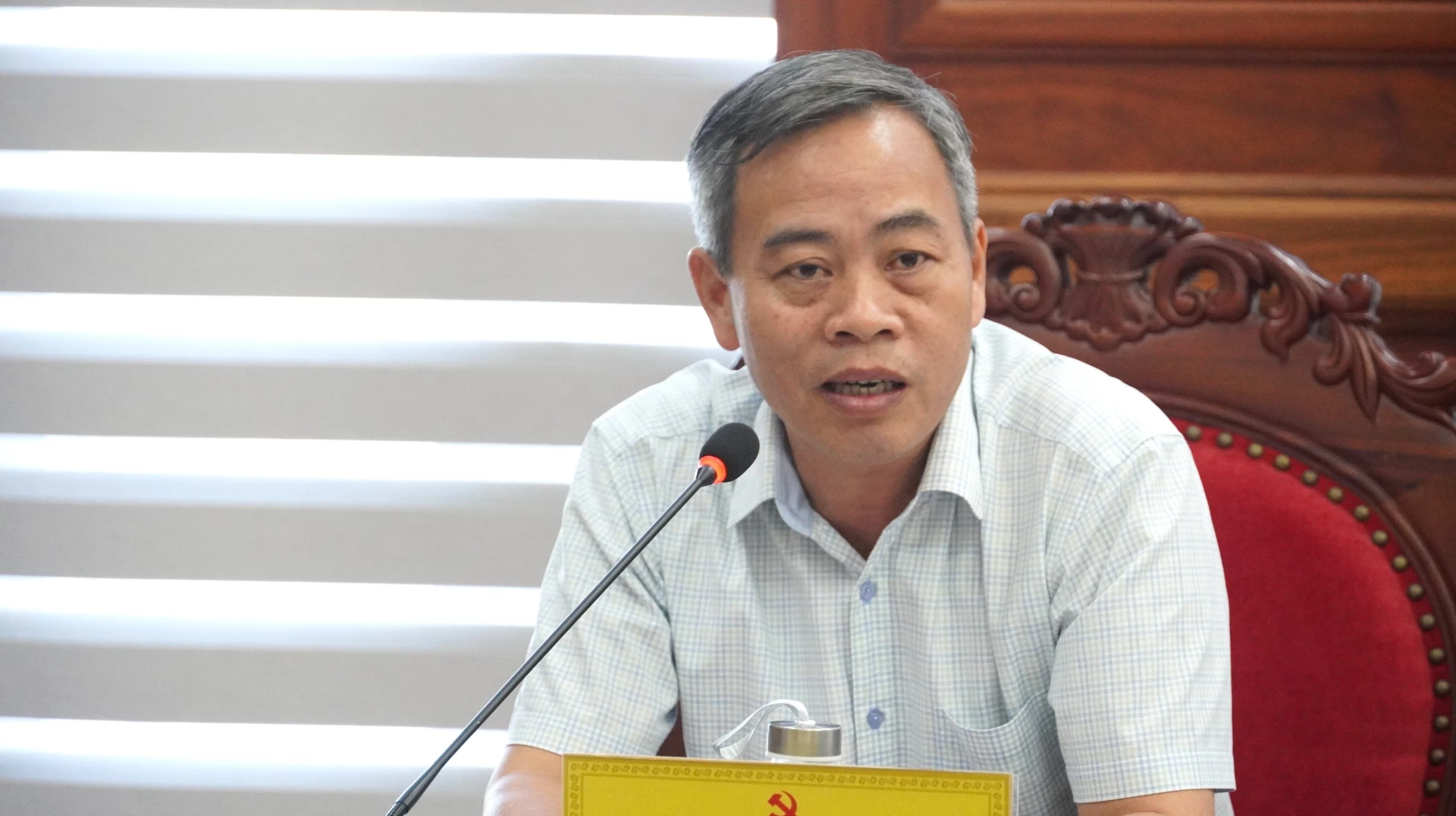 Đồng chí Nguyễn Đăng Quang, Phó Bí thư Tỉnh ủy, Chủ tịch HĐND tỉnh thảo luận tại hội nghị - Ảnh: QV