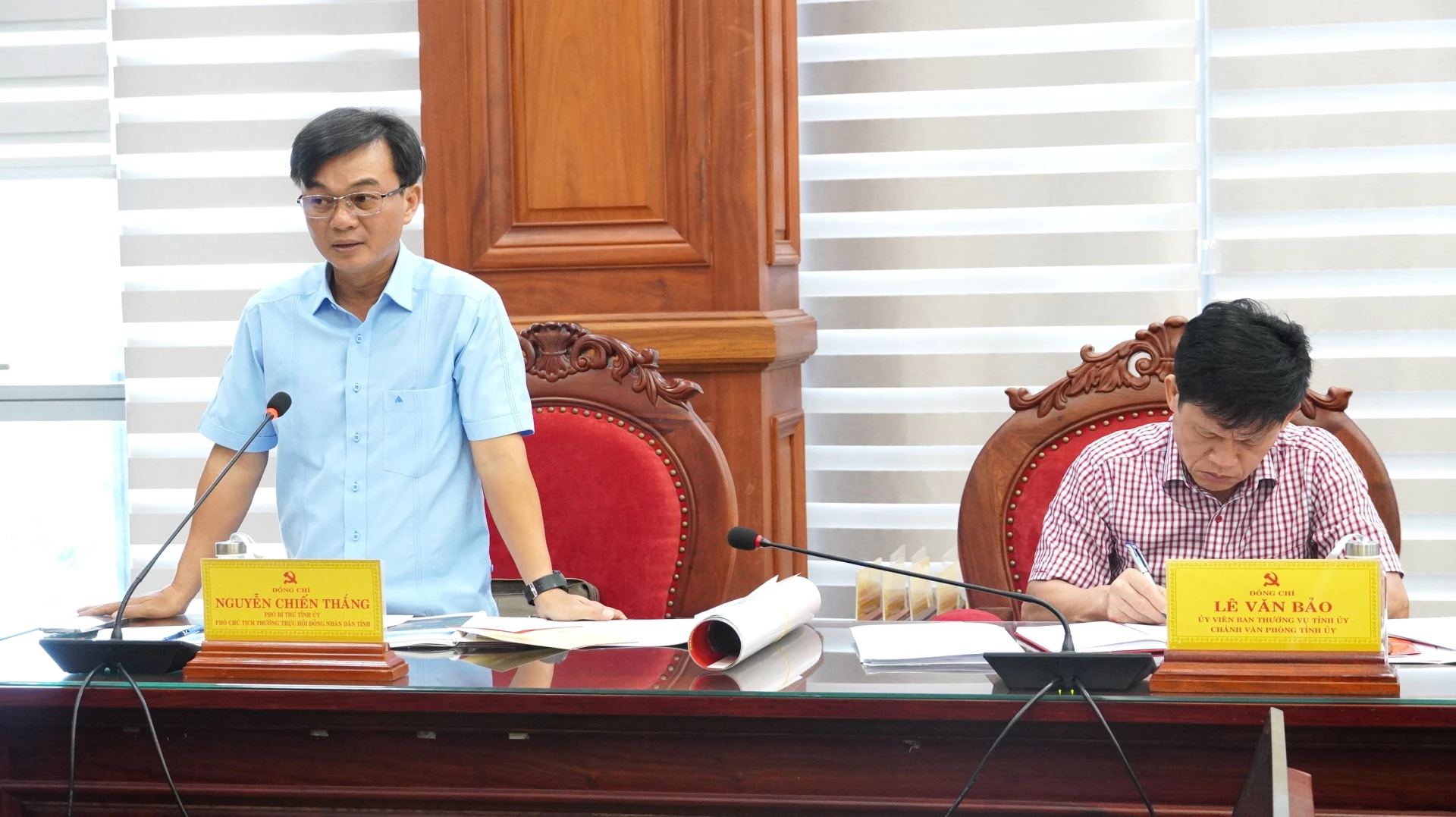 Phó Bí thư Tỉnh ủy, Phó Chủ tịch Thường trực HĐND tỉnh Nguyễn Chiến Thắng phát biểu tại buổi làm việc - Ảnh: QV