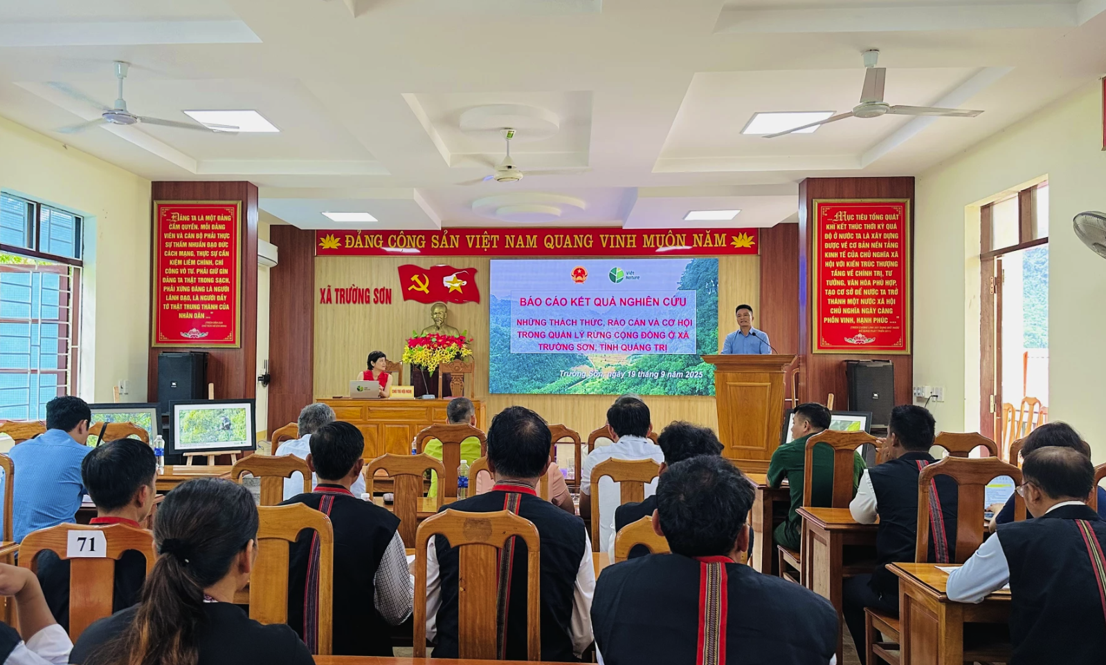 Quang cảnh hội nghị - Ảnh: B.N