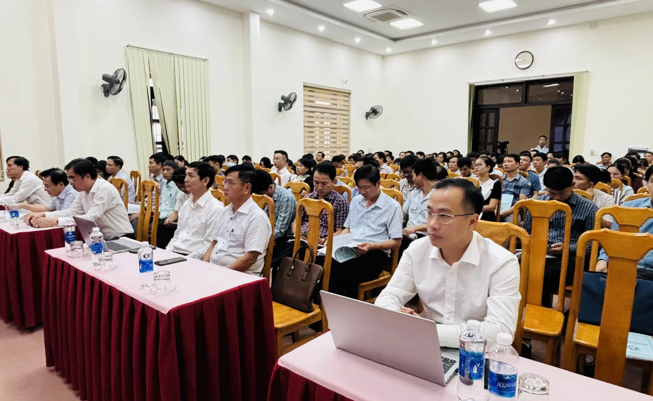 Các đại biểu tham dự hội nghị tập huấn - Ảnh: K.H
