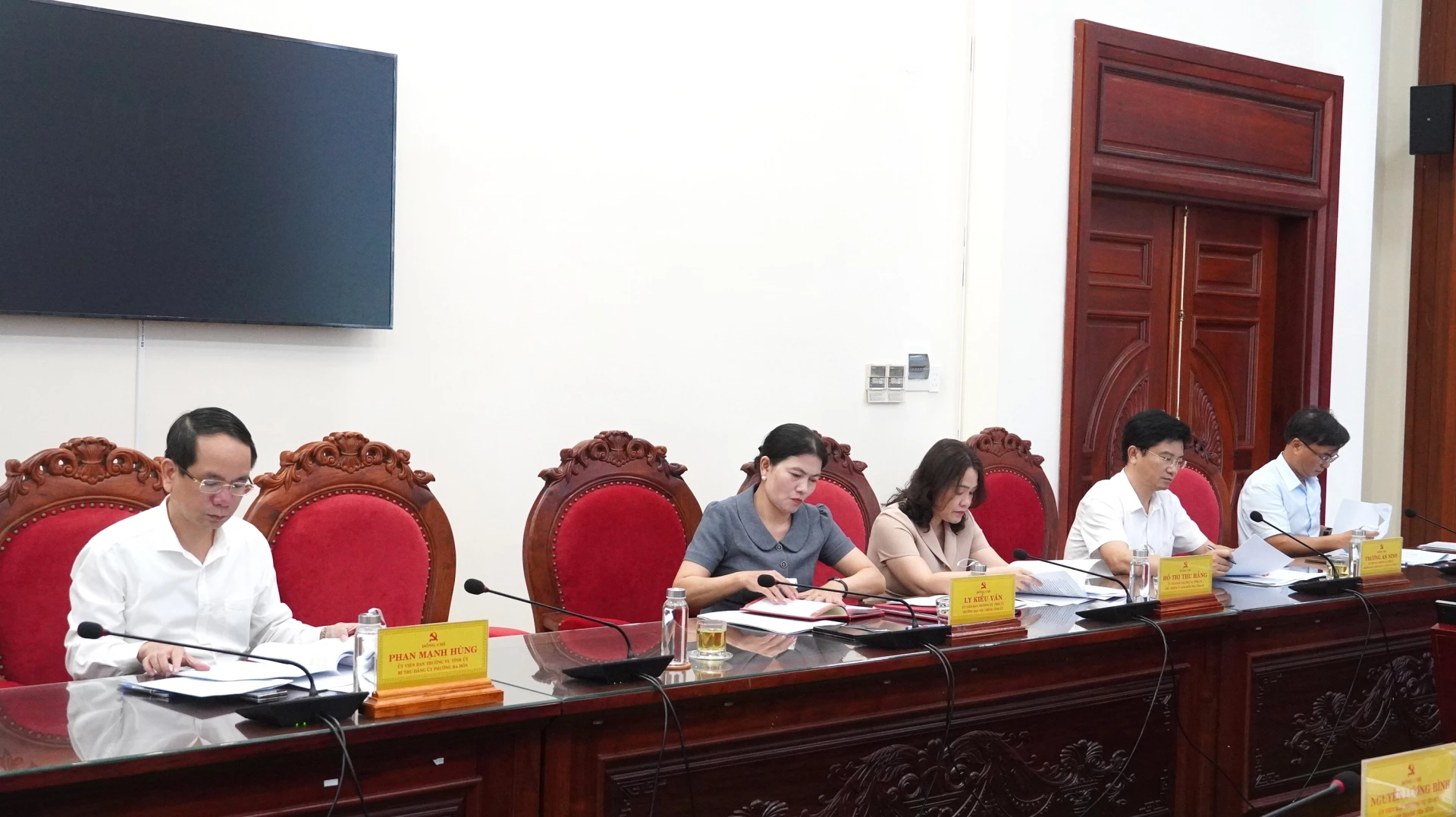 Đại biểu tham dự hội nghị - Ảnh: QV