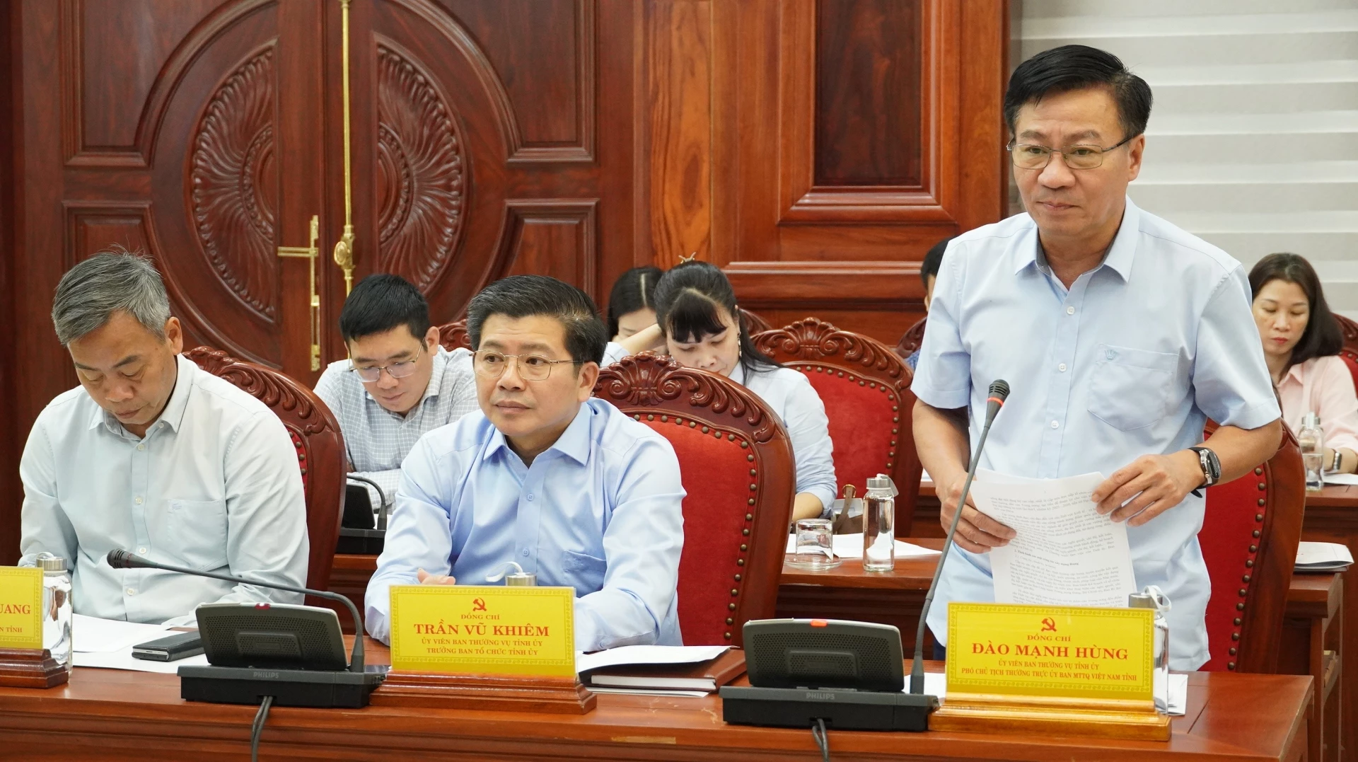 Phó Chủ tịch Thường trực Ủy ban MTTQ Việt Nam tỉnh Đào Mạnh Hùng phát biểu tại Hội nghị - Ảnh: QV