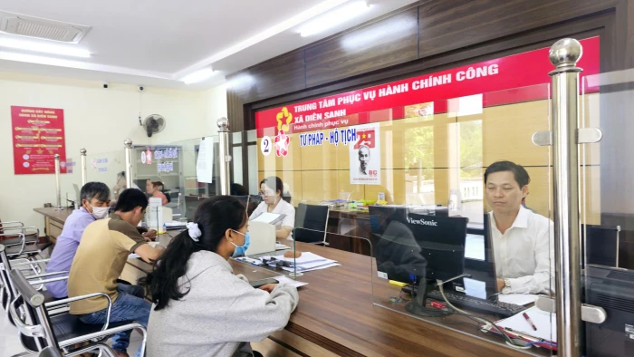 Nỗ lực cải cách hành chính, đưa dịch vụ công đến gần dân