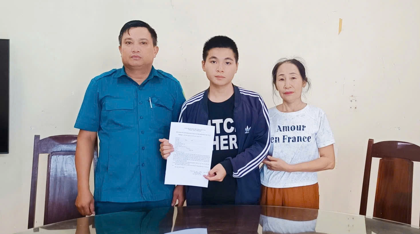 Gặp mặt thanh niên viết đơn tình nguyện nhập ngũ năm 2026 - Ảnh: N.K