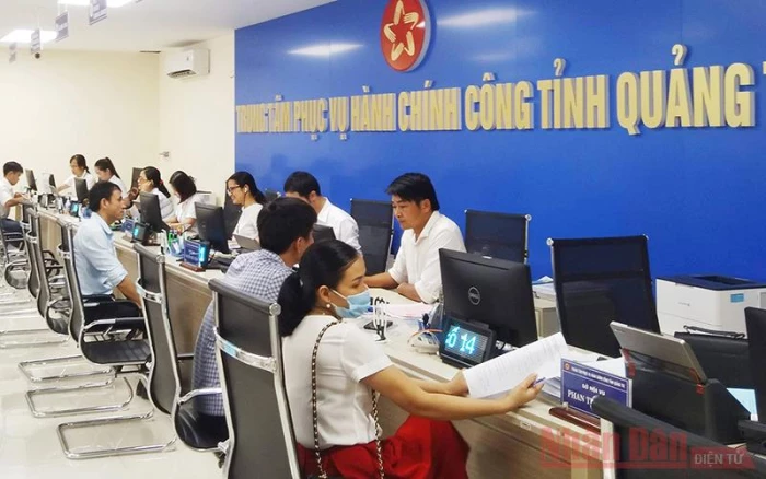 Đẩy mạnh dịch vụ công trực tuyến, nâng cao hiệu quả giải quyết thủ tục hành chính