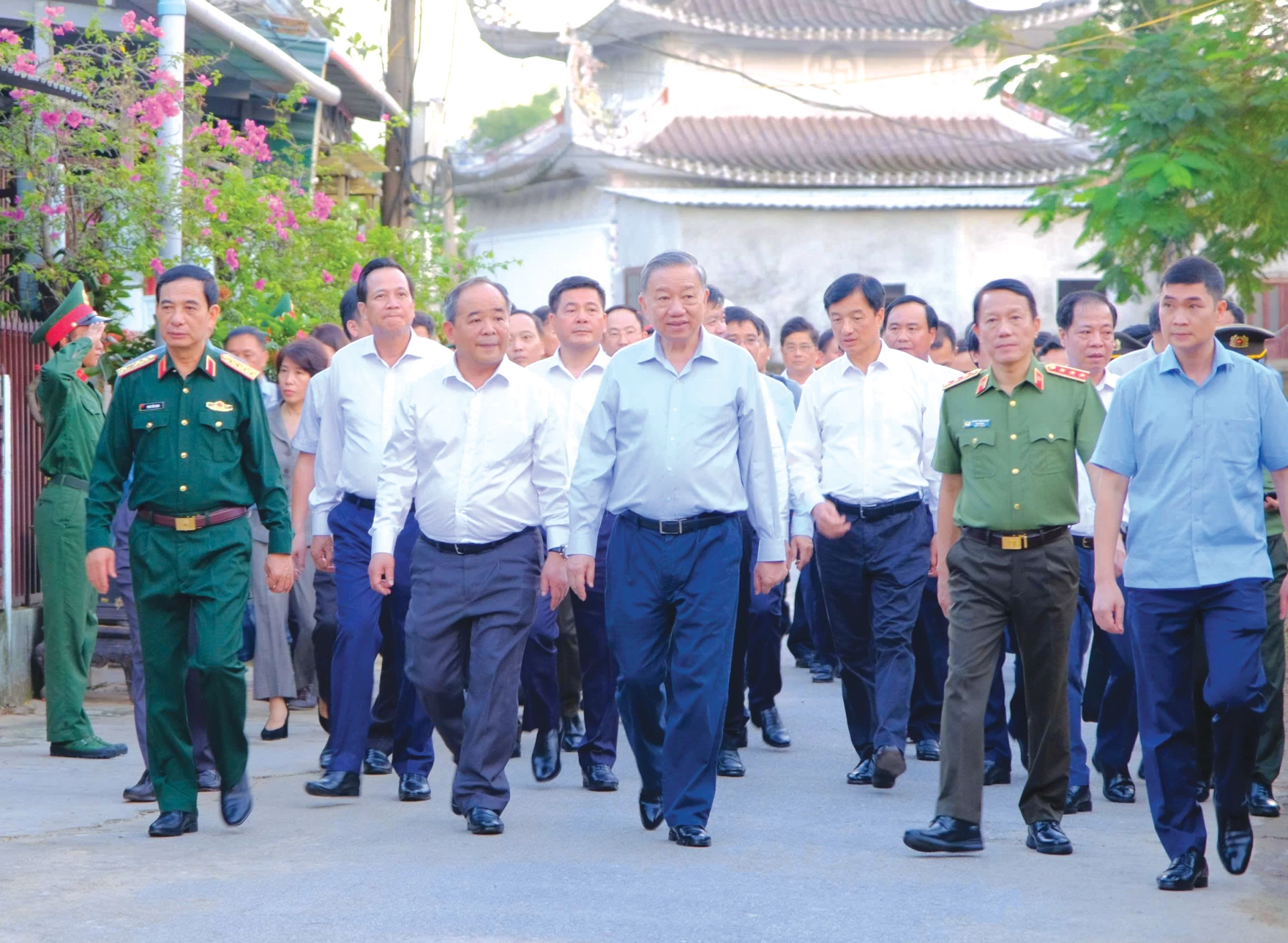 Tổng Bí thư Tô Lâm và đoàn công tác đến thăm Khu lưu niệm Tổng Bí thư Lê Duẩn ngày 15/10/2024- Ảnh: Trần Tuyền