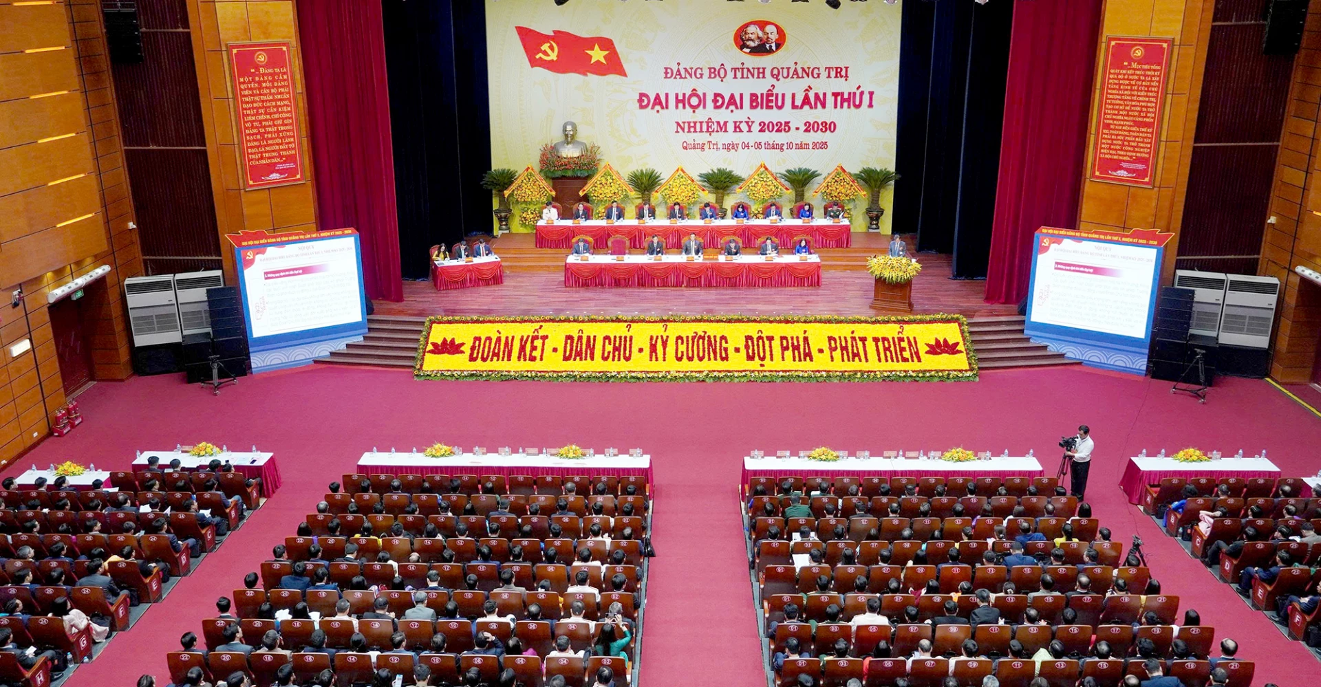 Quang cảnh đại hội - Ảnh: X.P