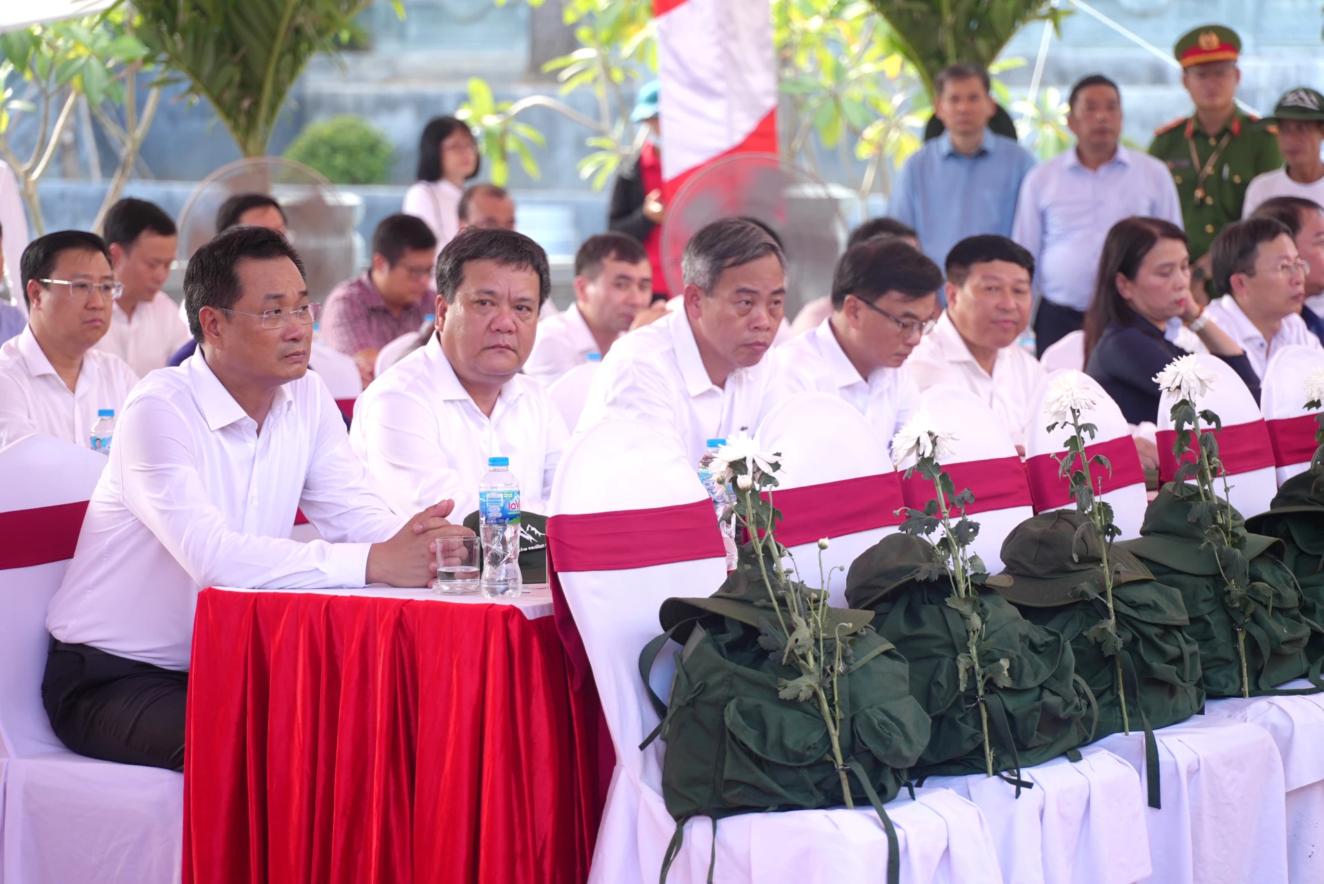Đồng chí Lê Ngọc Quang, Bí thư Tỉnh ủy và các đồng chí trong Thường trực Tỉnh ủy dự lễ khánh thành - Ảnh: Trung Đức