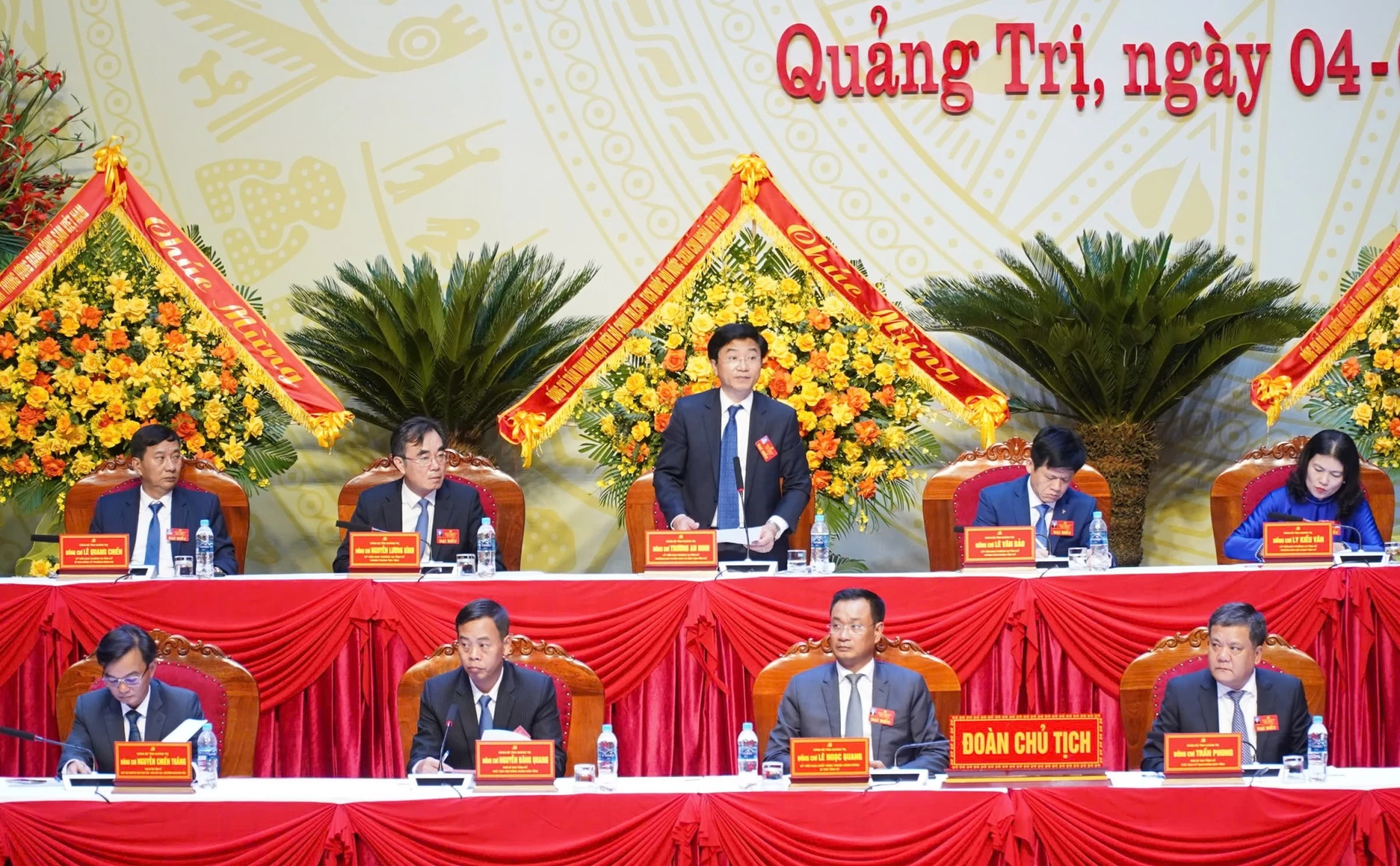 Đồng chí Trương An Ninh, Ủy viên Ban Thường vụ Tỉnh ủy, Trưởng Ban Tuyên giáo và Dân vận Tỉnh ủy điều hành phiên thảo luận