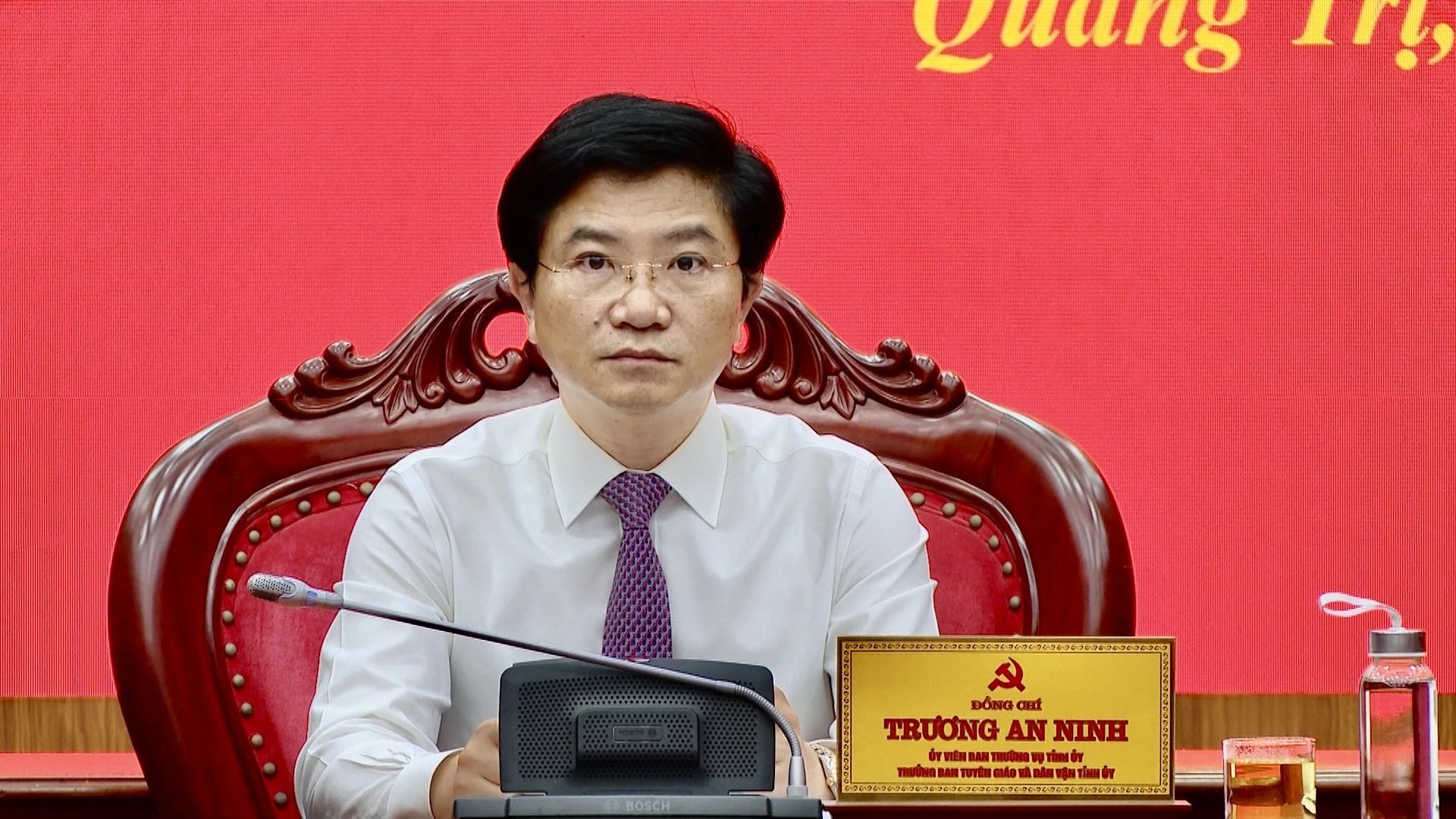 Đồng chí Trưởng Ban TG và DV Tỉnh uỷ Trương An Ninh chủ trì hội nghị - Ảnh: Đ.A