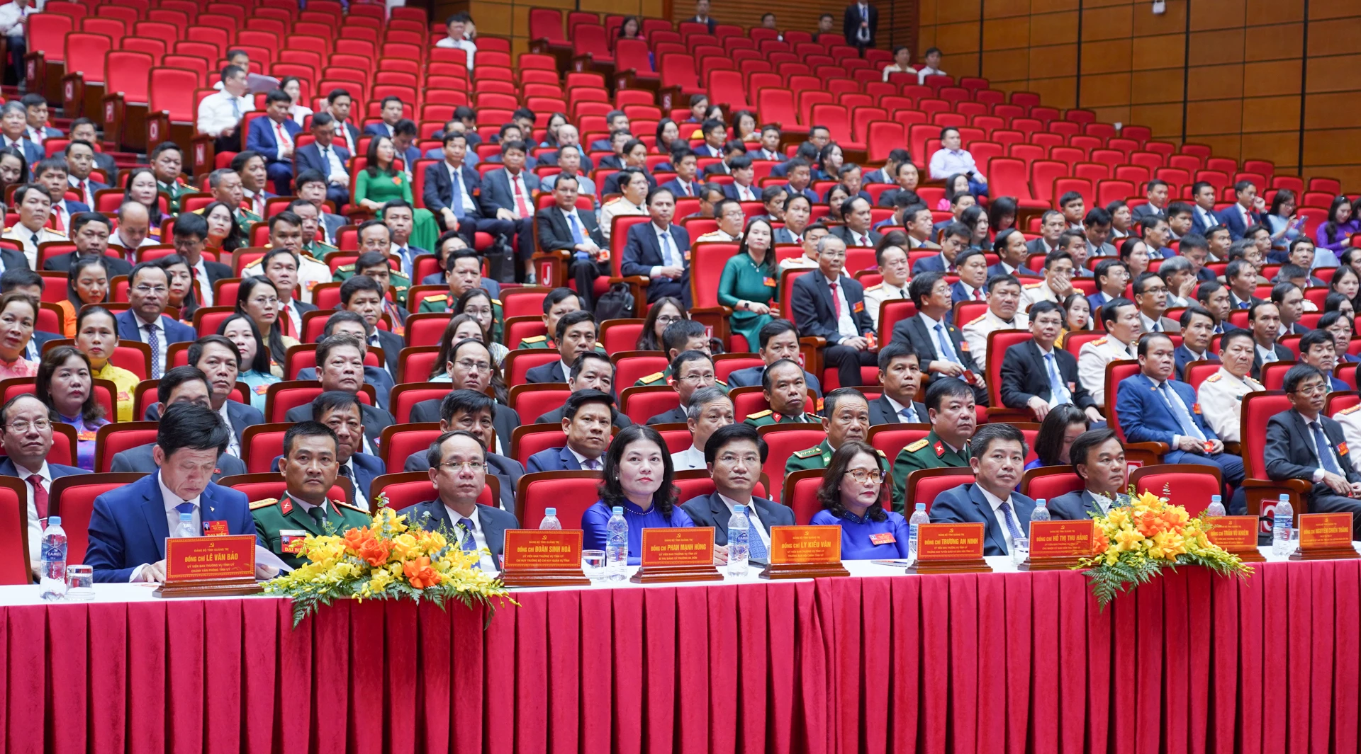 Đại hội có sự tham dự của 448/449 đại biểu chính thức