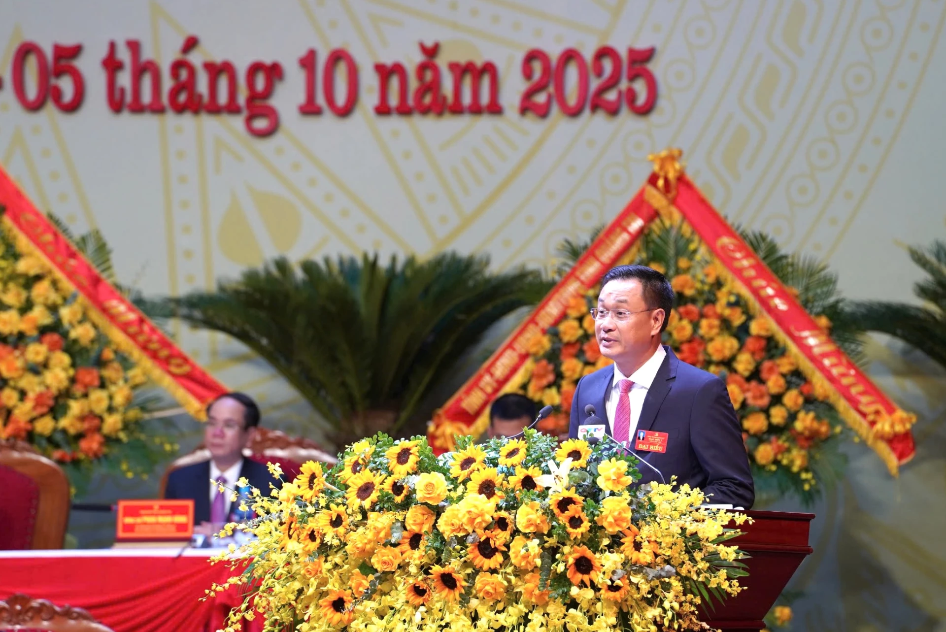 Đồng chí Lê Ngọc Quang, Ủy viên Trung ương Đảng, Bí thư Tỉnh ủy trình bày diễn văn khai mạc Đại hội