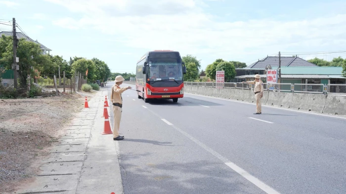 Nỗ lực kiềm chế tai nạn giao thông