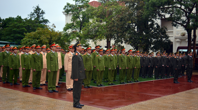 Công an tỉnh: Phát động thi đua "Phát huy truyền thống-Ra sức lập công, mừng Đại hội Đảng"