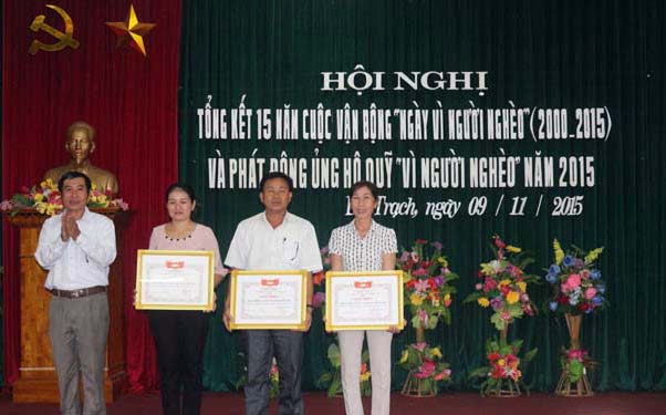 Bố Trạch: Tổng kết 15 năm thực hiện cuộc vận động "Ngày vì người nghèo"