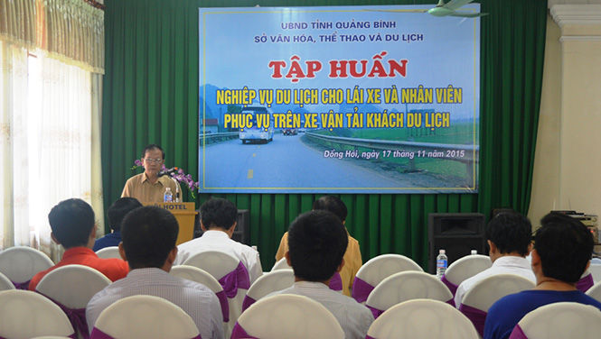 Tập huấn nghiệp vụ du lịch cho lái xe vận chuyển du khách