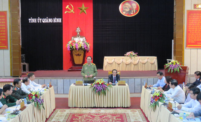 Đại tướng Trần Đại Quang, Ủy viên Bộ Chính trị, Bộ trưởng Bộ Công an thăm và làm việc tại tỉnh Quảng Bình