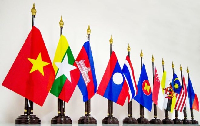 Chính thức ký Tuyên bố Kuala Lumpur hình thành Cộng đồng ASEAN