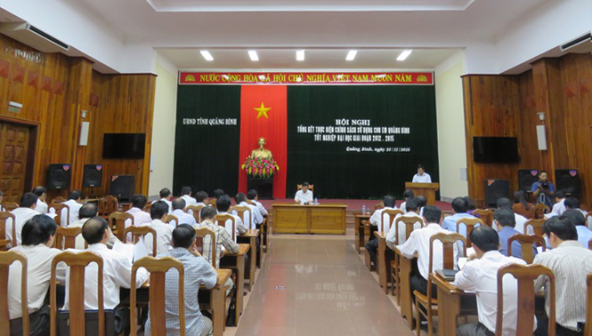 Xem xét kéo dài thời gian thực hiện chính sách sử dụng con em Quảng Bình tốt nghiệp đại học giai đoạn 2012-2015