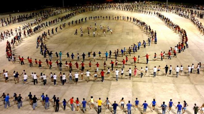 482 đôi vũ công Cuba lập kỷ lục thế giới về nhảy Salsa tập thể