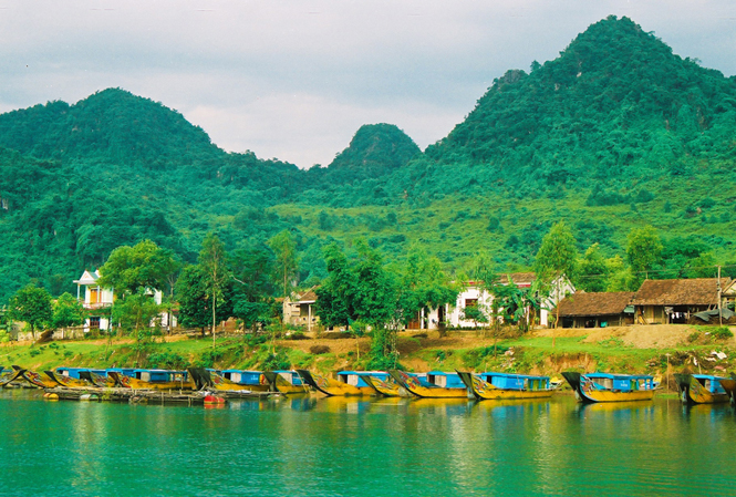 Về Phong Nha